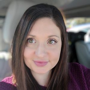 Hi, come shop my closet!